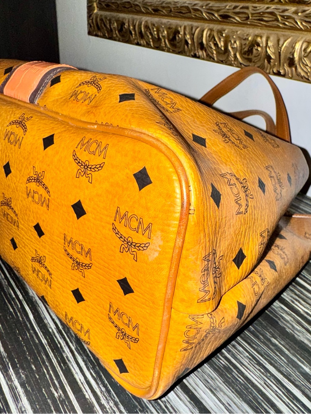 MCM Cognac Visetos Tote w Orange croc embossed Stripe limited edition - GUC - Picture 8 of 16